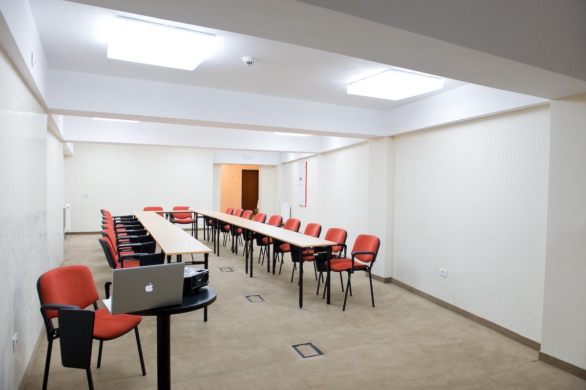 Kosher Hotel Lev Or Бухарест Экстерьер фото