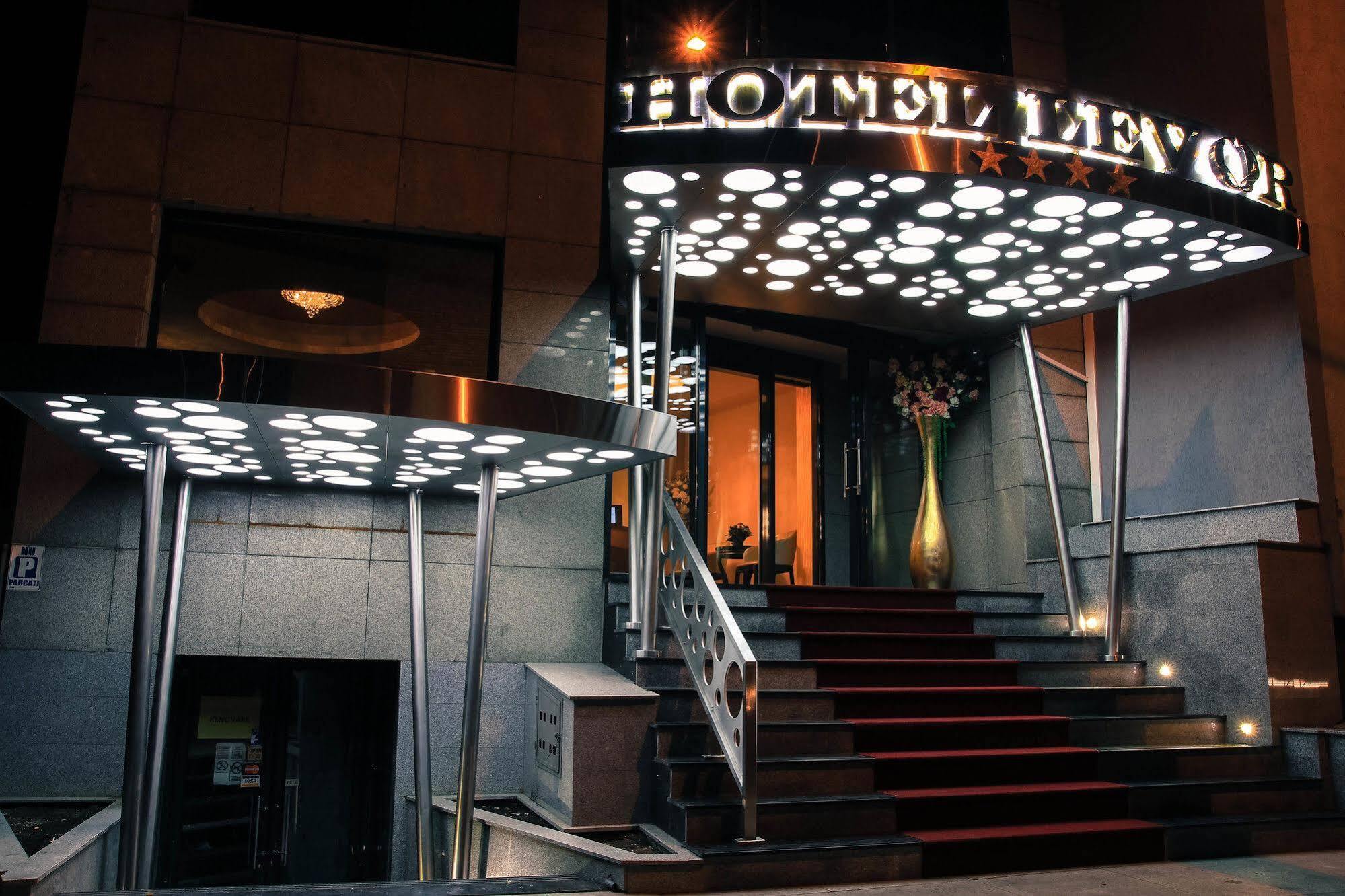 Kosher Hotel Lev Or Бухарест Экстерьер фото